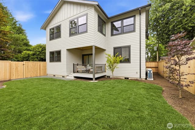 Property photo for 315 Se Andrews Street, Issaquah photo 2