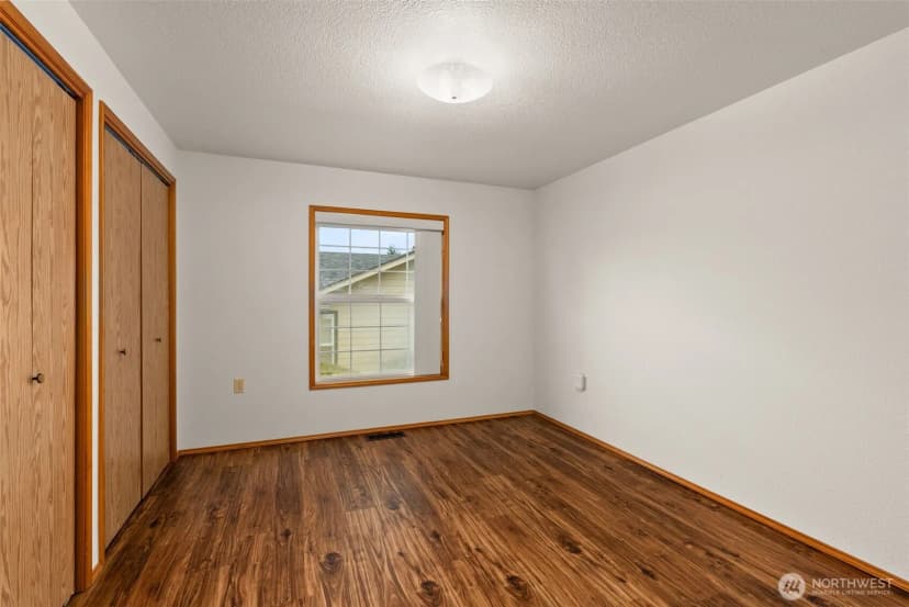 Property photo for 108 Carl Sandburg Drive, Centralia photo 17