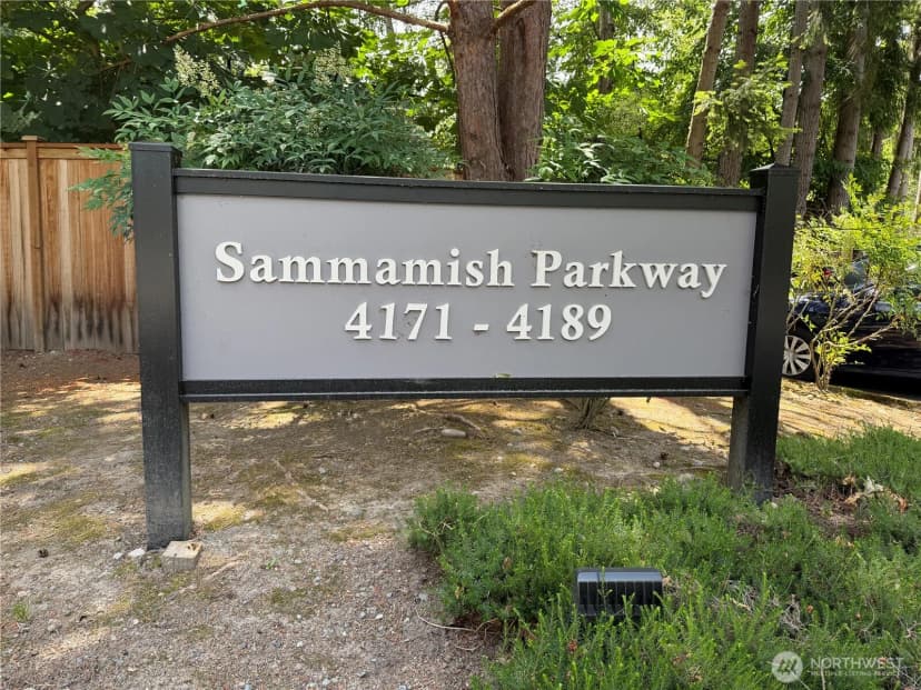 Property photo for 4189 W Lake Sammimish Parkway Se #b309, Bellevue photo 2
