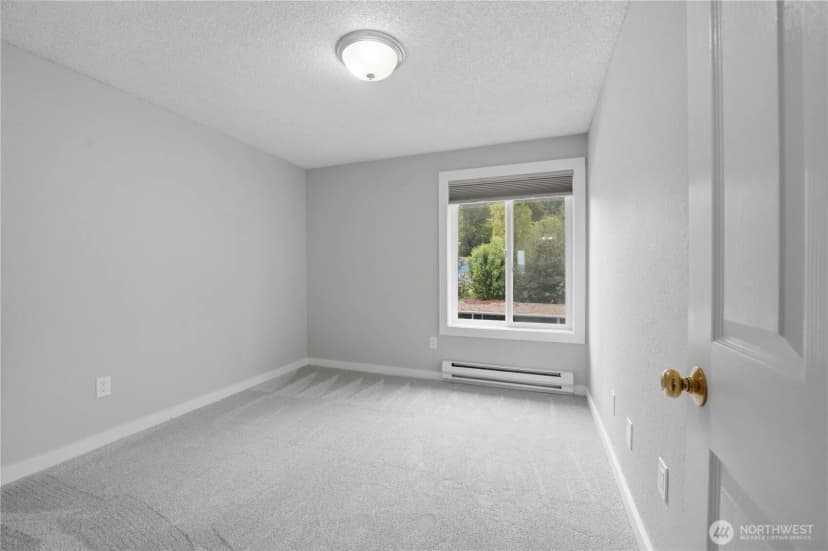 Property photo for 4189 W Lake Sammimish Parkway Se #b309, Bellevue photo 25