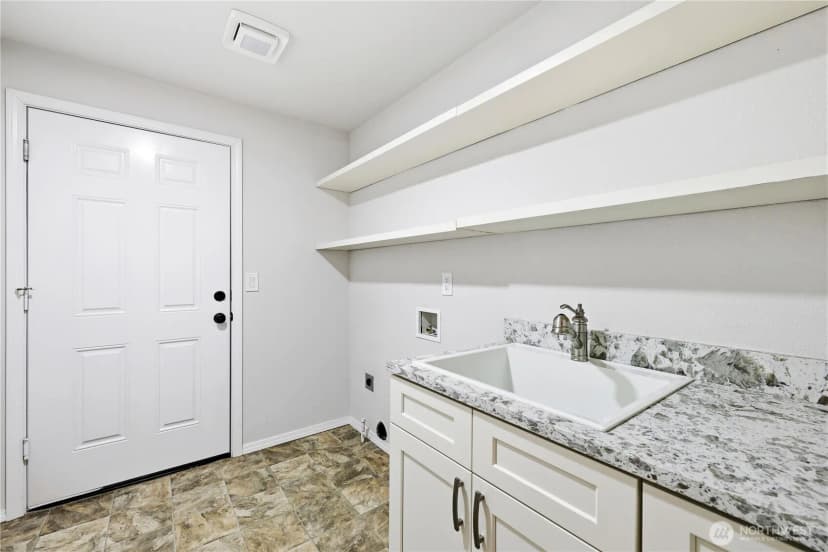Property photo for 4615 Sw 329th Way, Federal Way photo 15