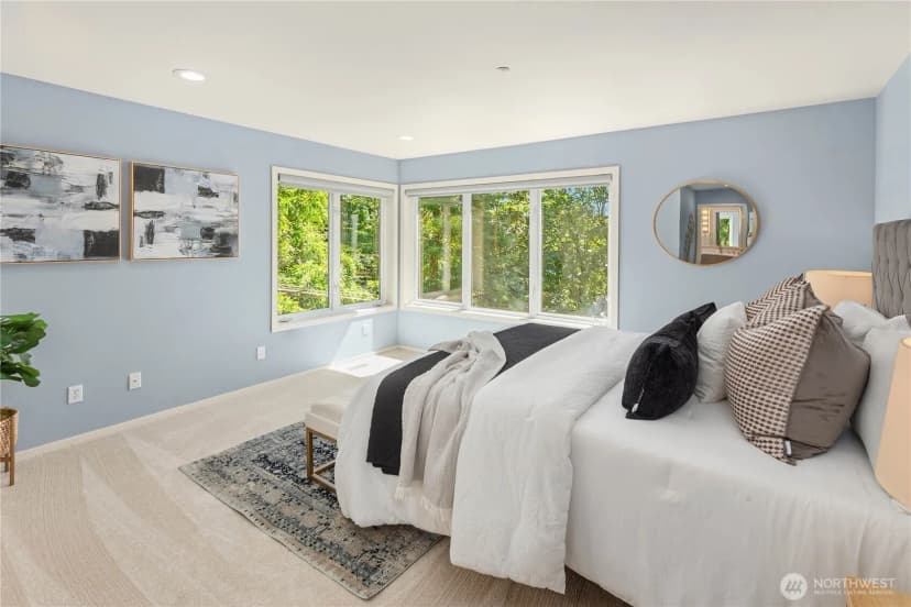 Property photo for 9210 Parkwood Ridge Road, Mercer Island photo 17