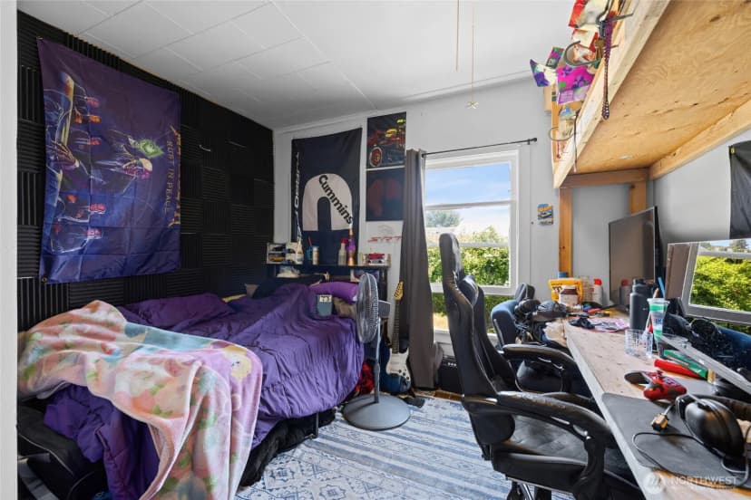 Property photo for 810 Cul De Sac Avenue, Burlington photo 19
