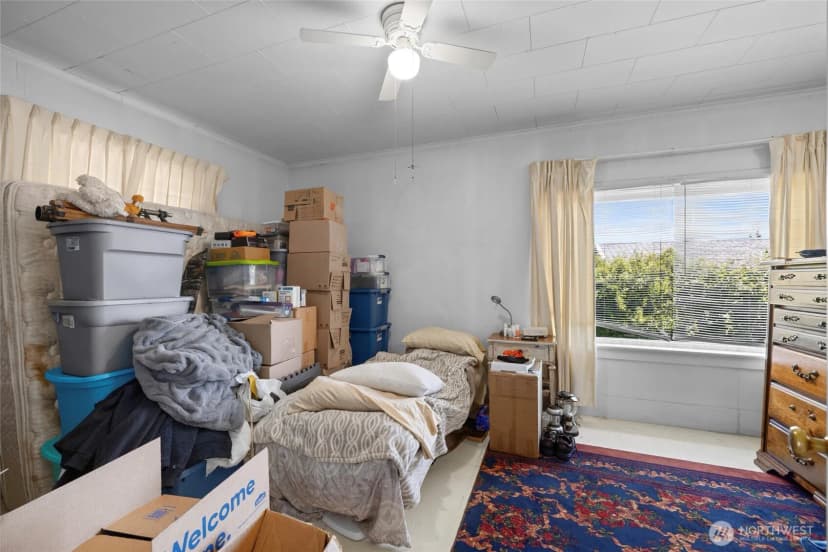 Property photo for 810 Cul De Sac Avenue, Burlington photo 18