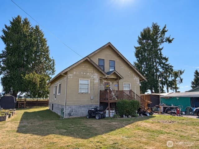 Property photo for 810 Cul De Sac Avenue, Burlington photo 2