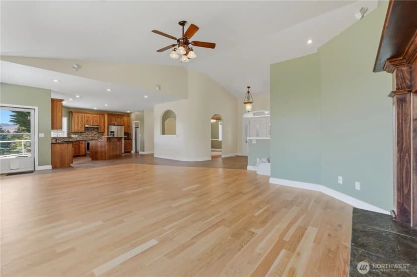 Property photo for 2777 Number 1 Canyon Road, Wenatchee photo 13