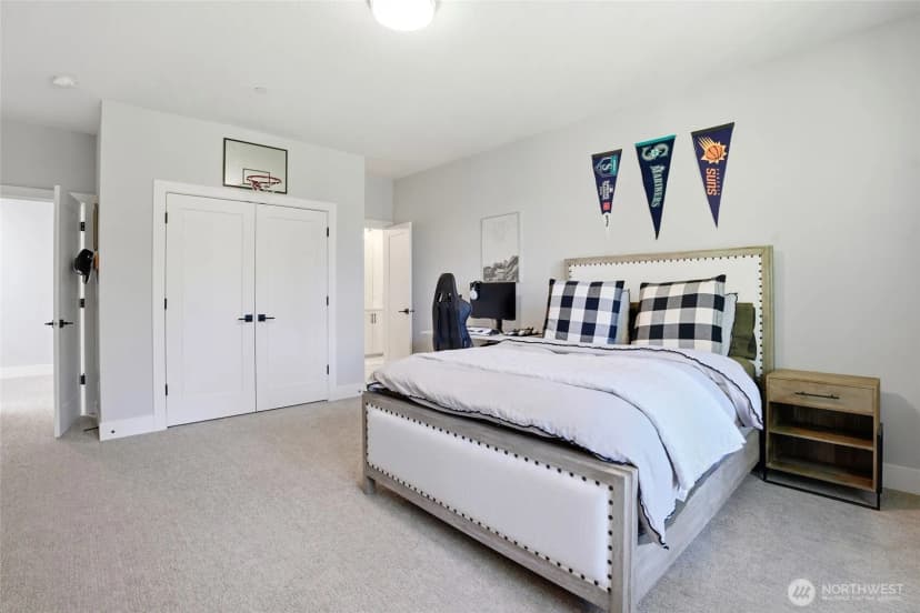 Property photo for 3011 Nw Lake Road, Camas photo 31