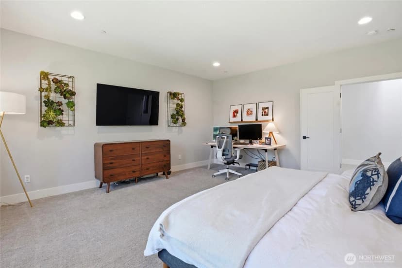 Property photo for 3011 Nw Lake Road, Camas photo 30