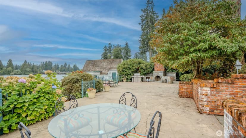 Property photo for 10007 Lake Steilacoom Drive Sw, Lakewood photo 29