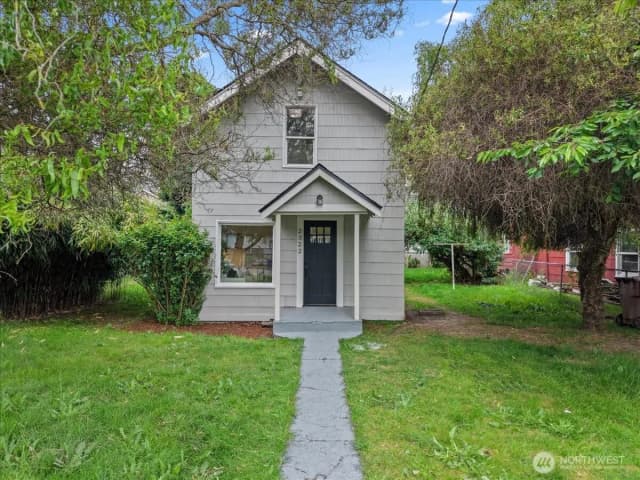 Property photo for 2322 S Ash Street, Tacoma