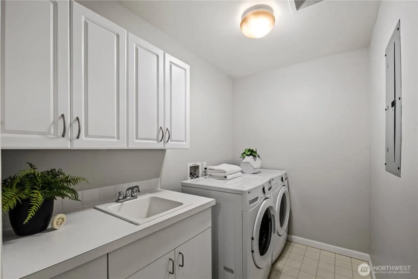 Property photo for 225 4th Avenue #a304, Kirkland photo 18