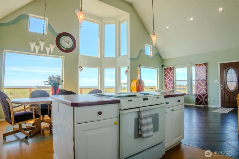 Property photo for 1004 267th Lane, Ocean Park photo 9