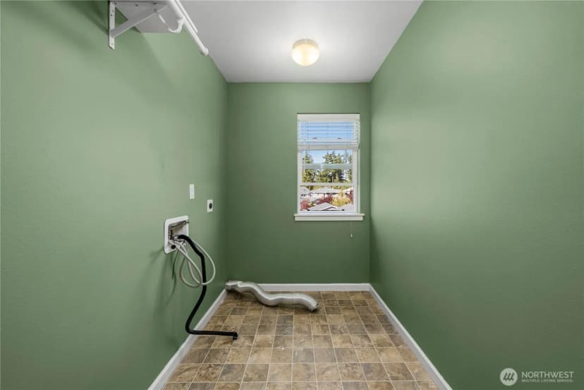 Property photo for 18428 Village Parkway E, Bonney Lake photo 30