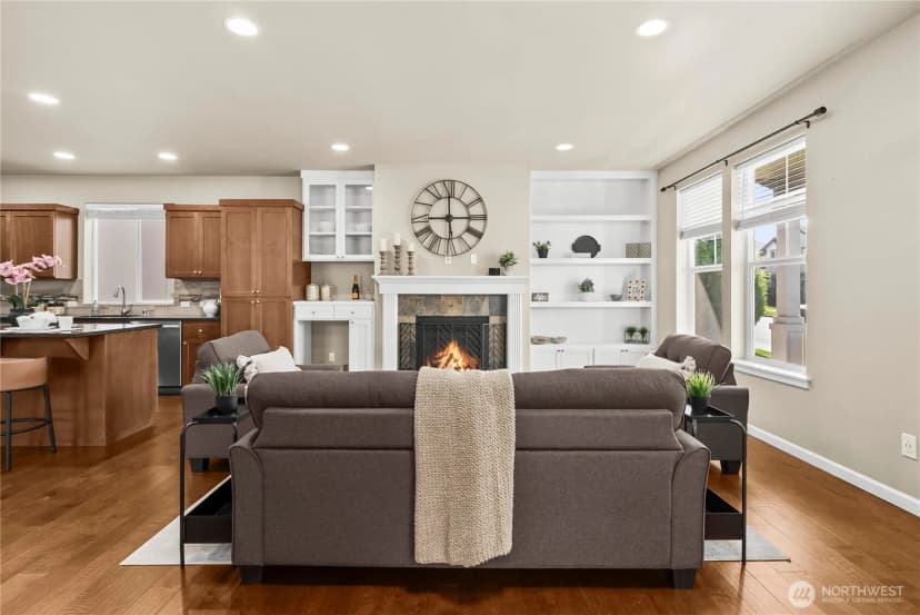 Property photo for 18428 Village Parkway E, Bonney Lake photo 7