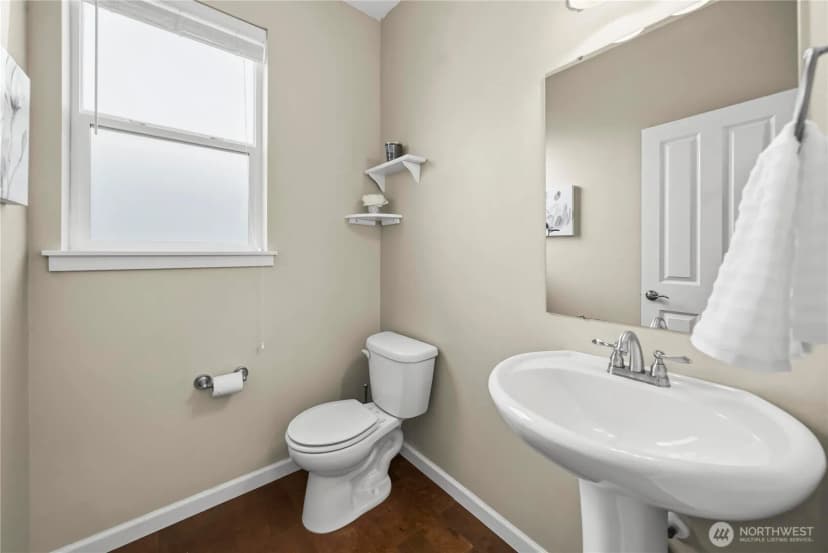 Property photo for 18428 Village Parkway E, Bonney Lake photo 31