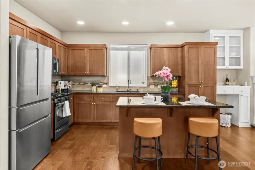 Property photo for 18428 Village Parkway E, Bonney Lake photo 15