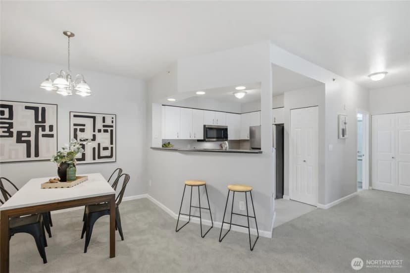 Property photo for 15300 112th Ave Ne #b104, Bothell photo 9