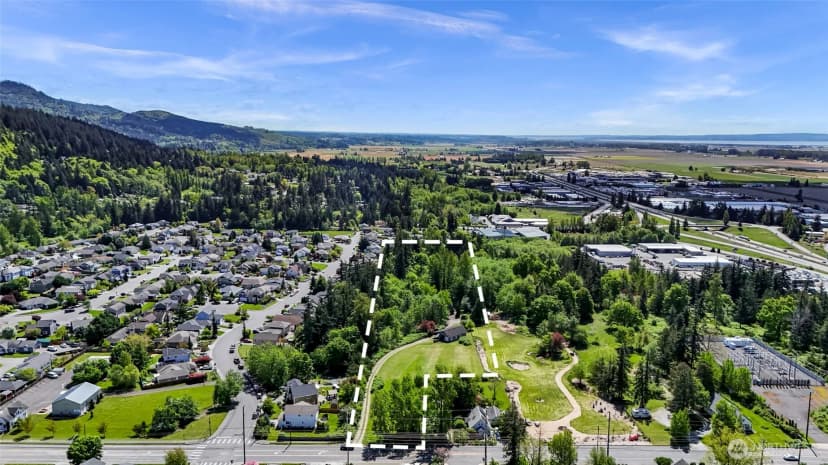 Property photo for 1418 E Blackburn Road, Mount Vernon