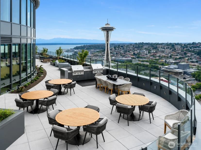 Property photo for 2510 6th Avenue #501, Seattle photo 16
