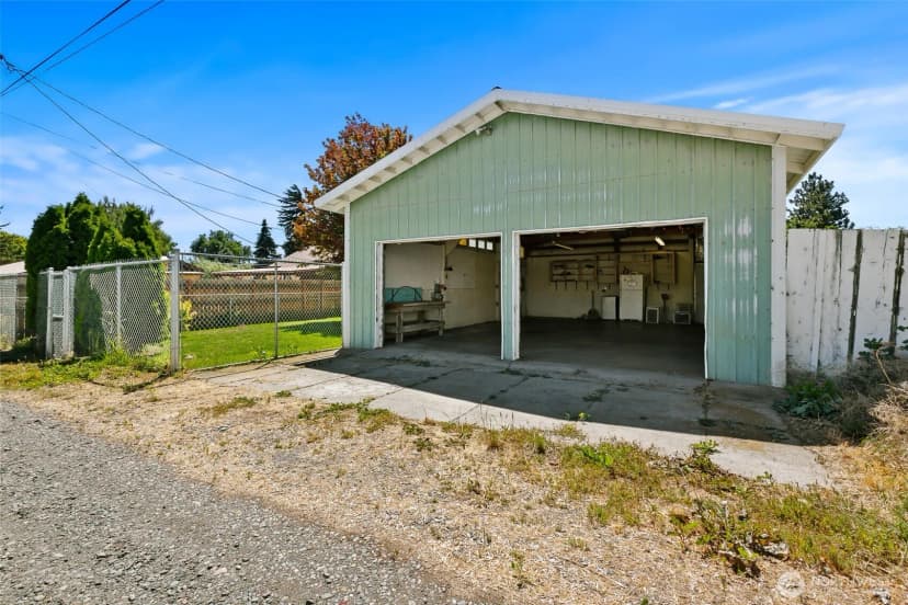 Property photo for 604 N Pacific Street, Ellensburg photo 6