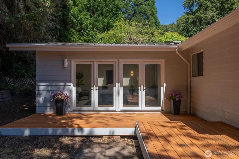 Property photo for 6620 Ne 129th St, Kirkland photo 37