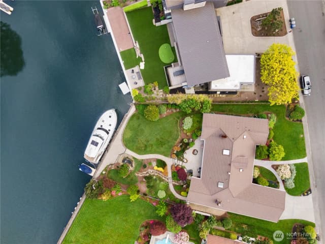 Property photo for 87 Cascade Key, Bellevue, WA 98006