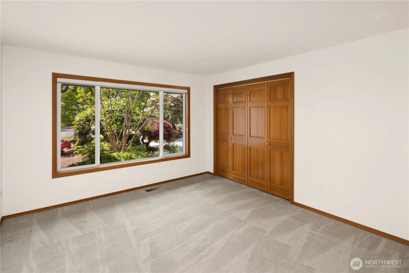Property photo for 87 Cascade Key, Bellevue photo 25