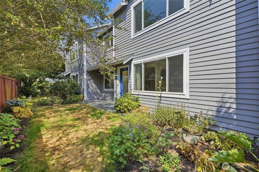 Property photo for 21116 80th Avenue W #7, Edmonds photo 5