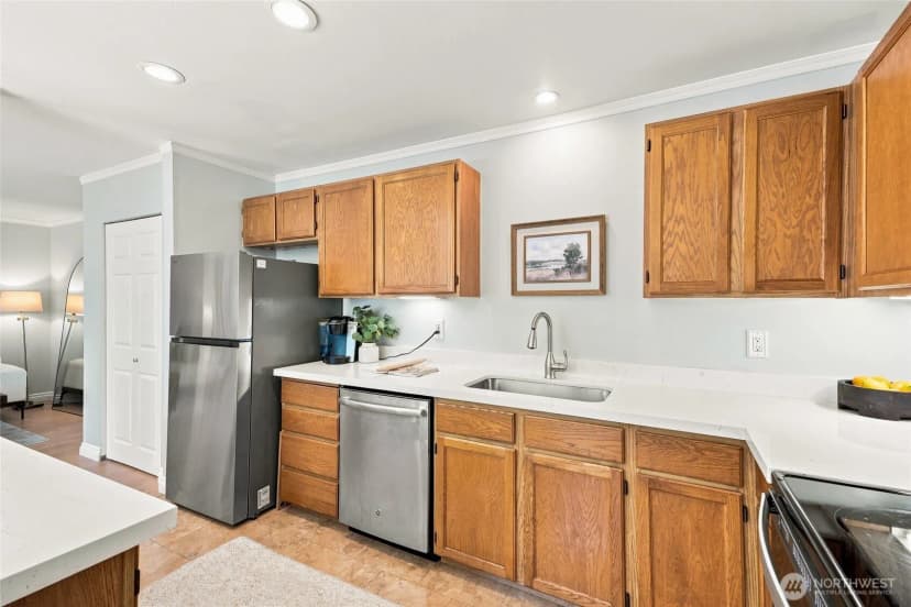 Property photo for 21116 80th Avenue W #7, Edmonds photo 14