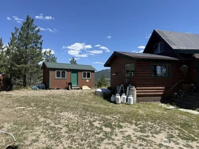 Property photo for 132 W Cayuse Mtn Road, Tonasket photo 4