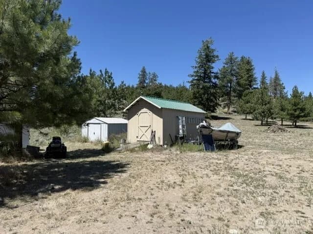 Property photo for 132 W Cayuse Mtn Road, Tonasket photo 22