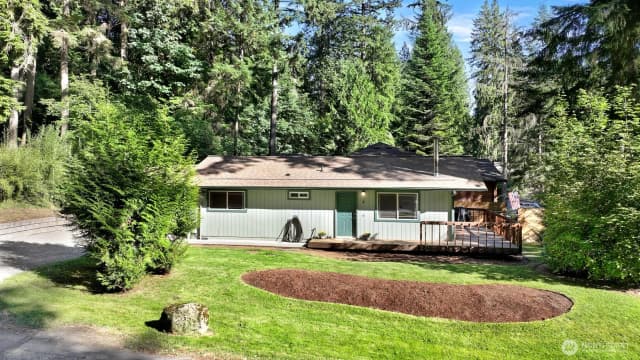 Property photo for 1 Sugarpine Place, Bellingham