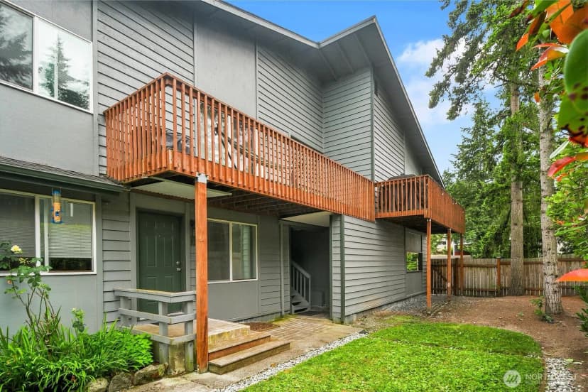 Property photo for 2224 Ne 197th Place, Shoreline photo 40