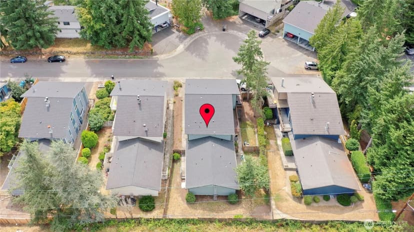 Property photo for 2224 Ne 197th Place, Shoreline