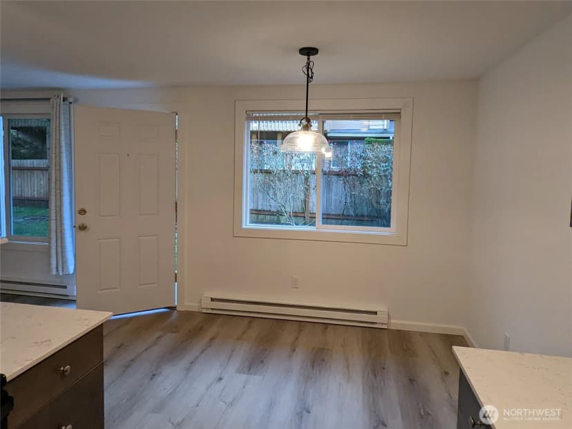 Property photo for 2224 Ne 197th Place, Shoreline photo 12