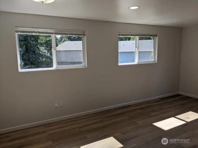 Property photo for 2224 Ne 197th Place, Shoreline photo 34