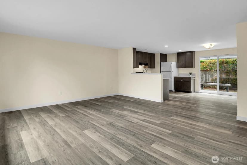 Property photo for 2224 Ne 197th Place, Shoreline photo 16