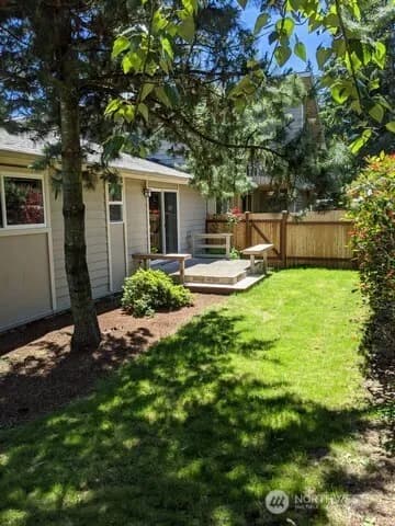 Property photo for 2224 Ne 197th Place, Shoreline photo 15