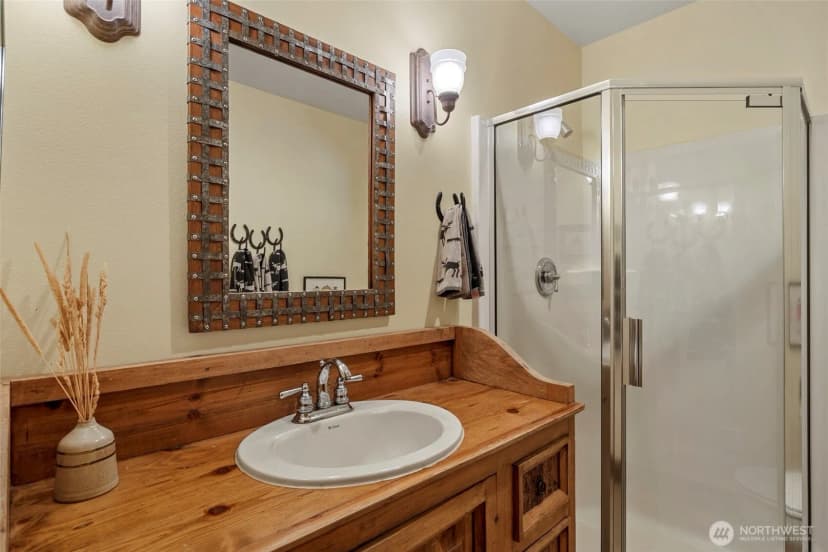 Property photo for 18044 Nason Ridge Road, Leavenworth photo 32