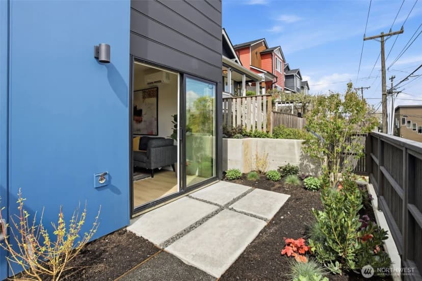 Property photo for 4517 A 35th Avenue S, Seattle photo 7