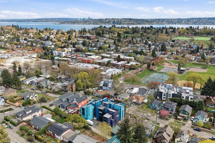 Property photo for 4517 A 35th Avenue S, Seattle photo 27
