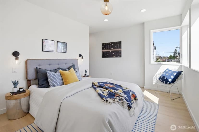 Property photo for 4517 A 35th Avenue S, Seattle photo 14