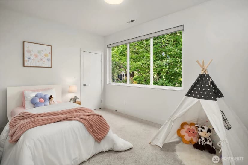 Property photo for 1729 34th Avenue, Seattle photo 22