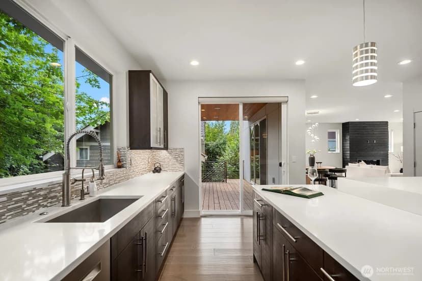 Property photo for 1729 34th Avenue, Seattle photo 10