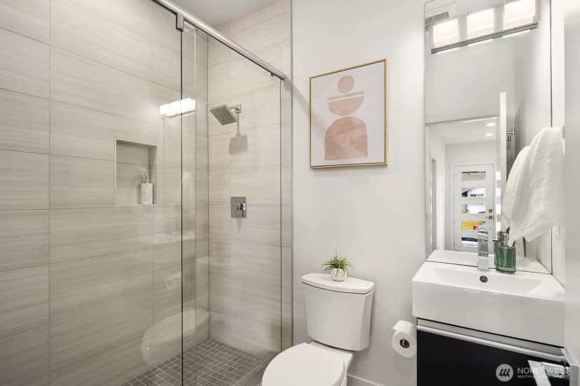 Property photo for 1729 34th Avenue, Seattle photo 13