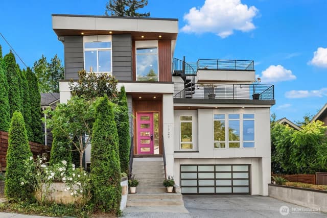 Property photo for 1729 34th Avenue, Seattle photo 2