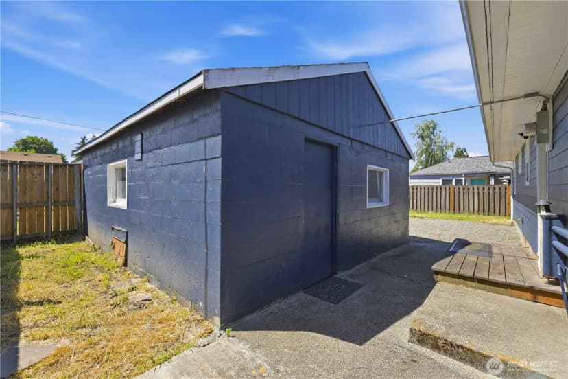 Property photo for 622 6th Street Se, Auburn photo 16