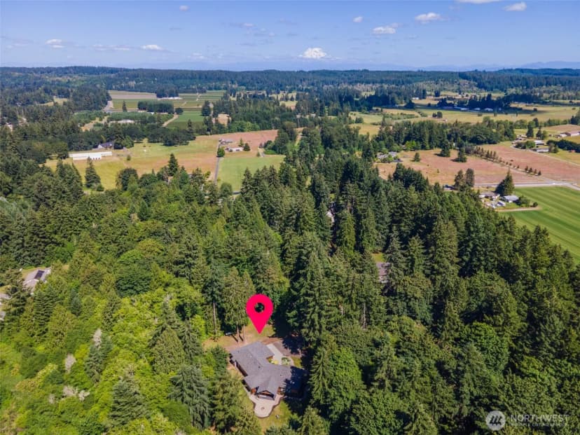Property photo for 7335 Meridian Road Se, Olympia photo 6