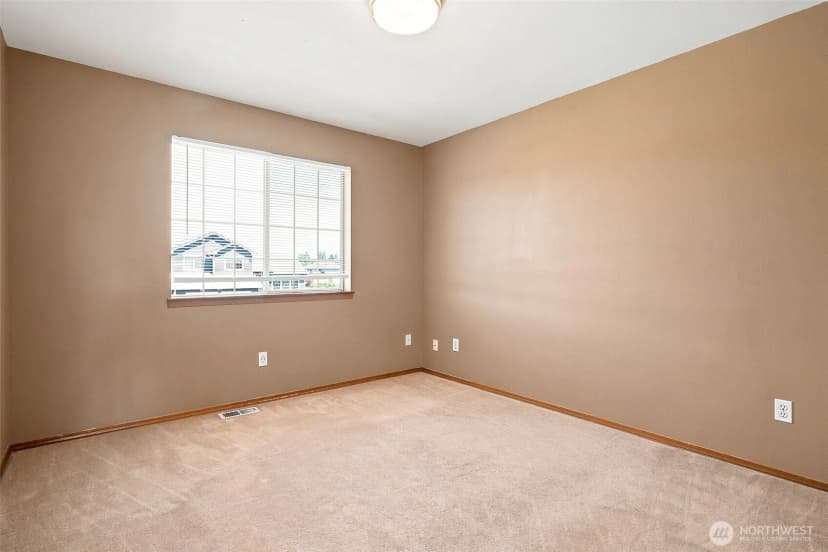 Property photo for 5726 67th Street Ne, Marysville photo 18