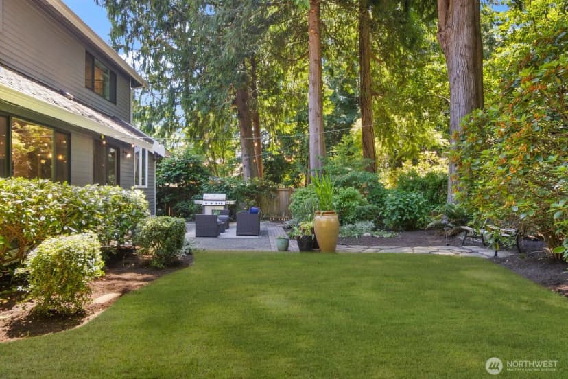 Property photo for 21603 Ne 22nd Court, Sammamish photo 34